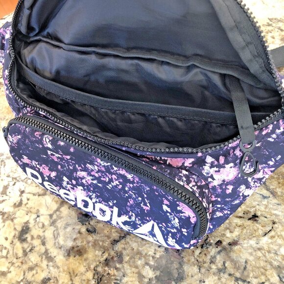 Reebok Fanny Pack One Size Fits All Women’s Unisex Stylish Fun Functional CN - Picture 7 of 10